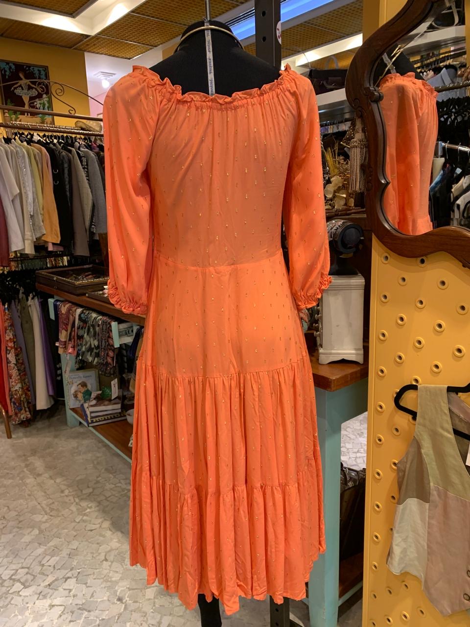 Vestido laranja delicado