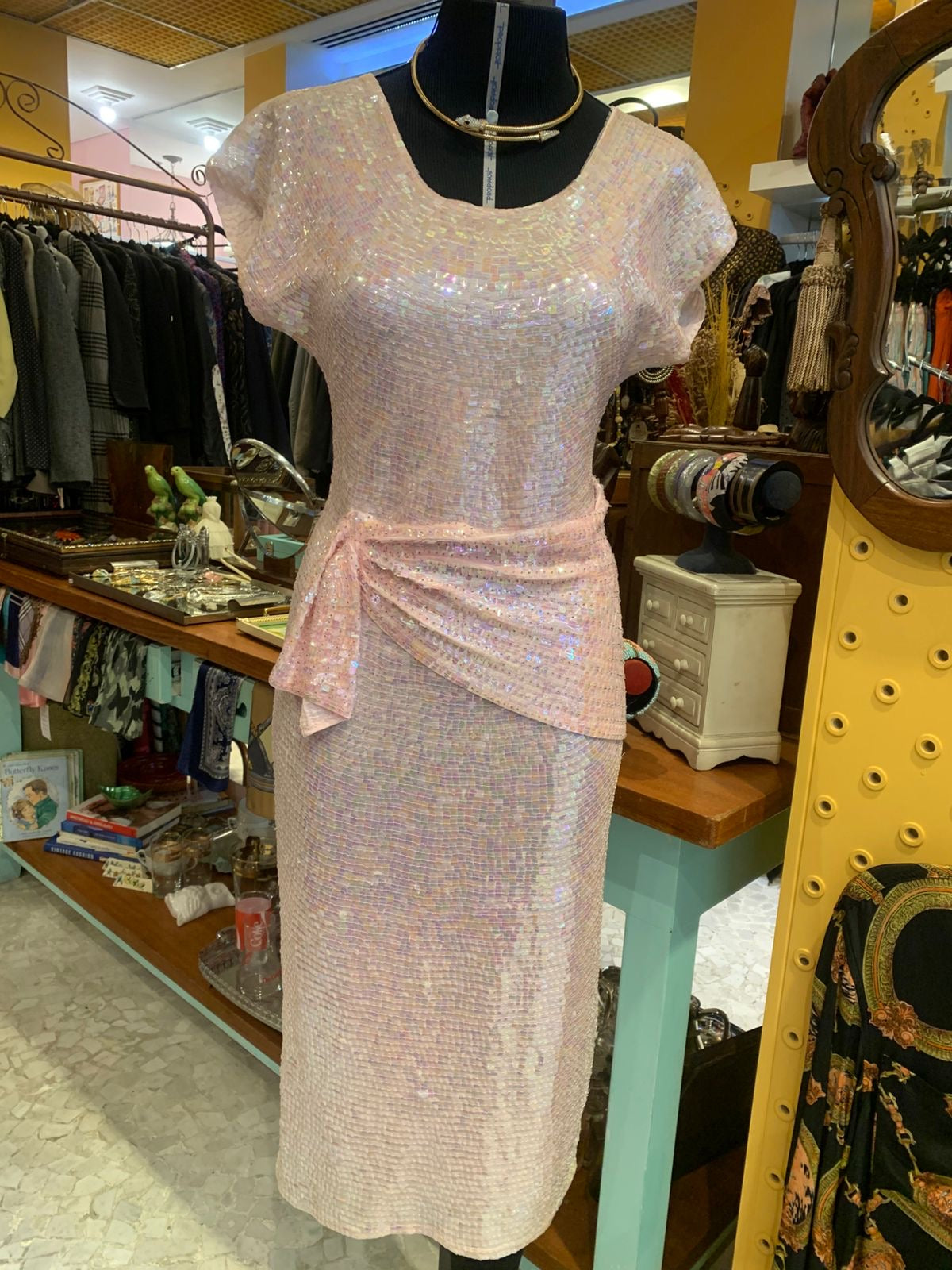 Vestido de paetê feito a mão