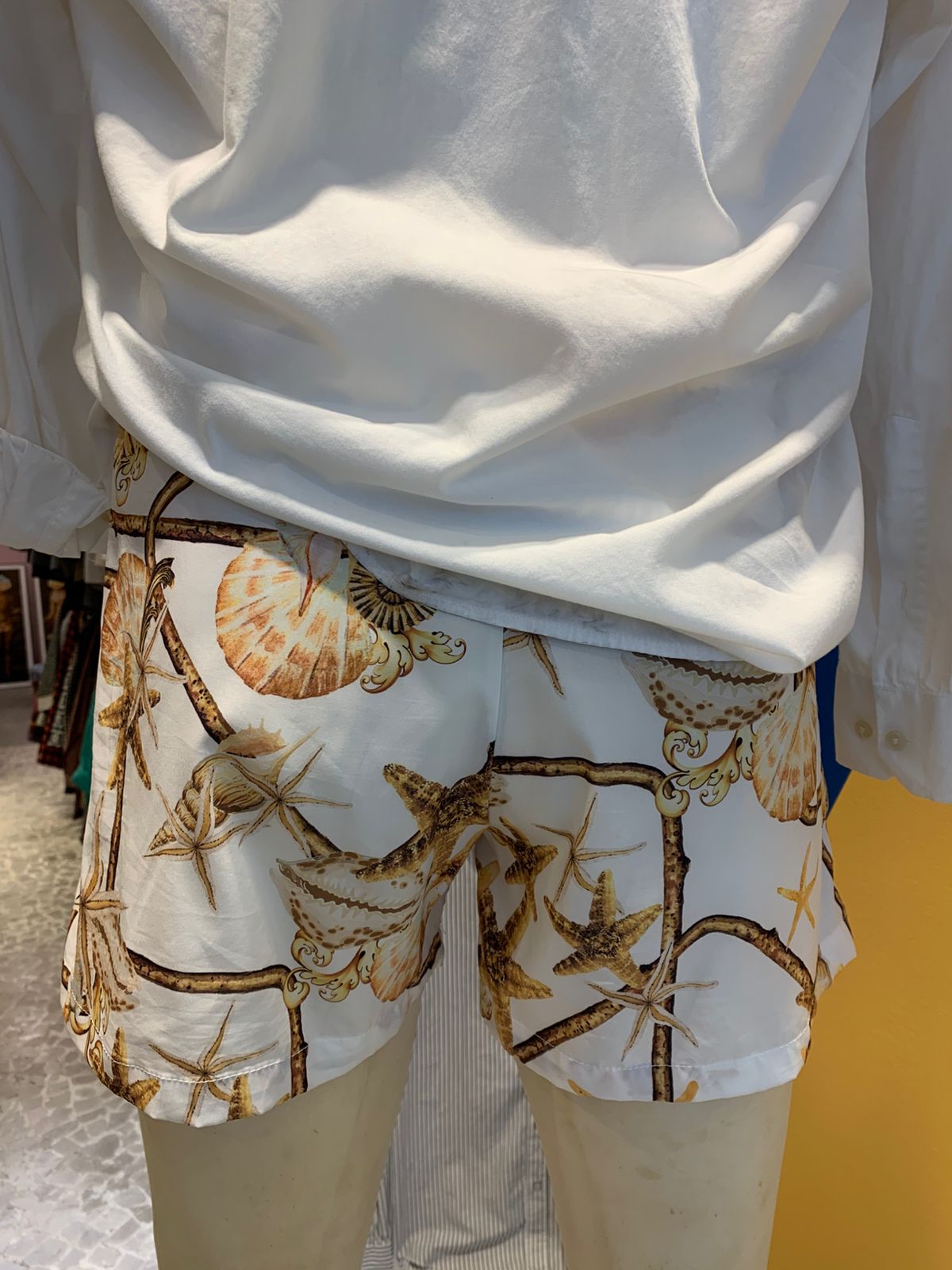 Shorts de praia estampado