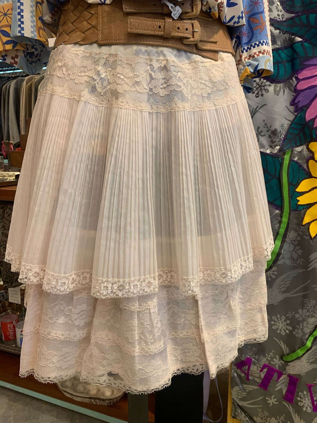 Saia vintage delicada