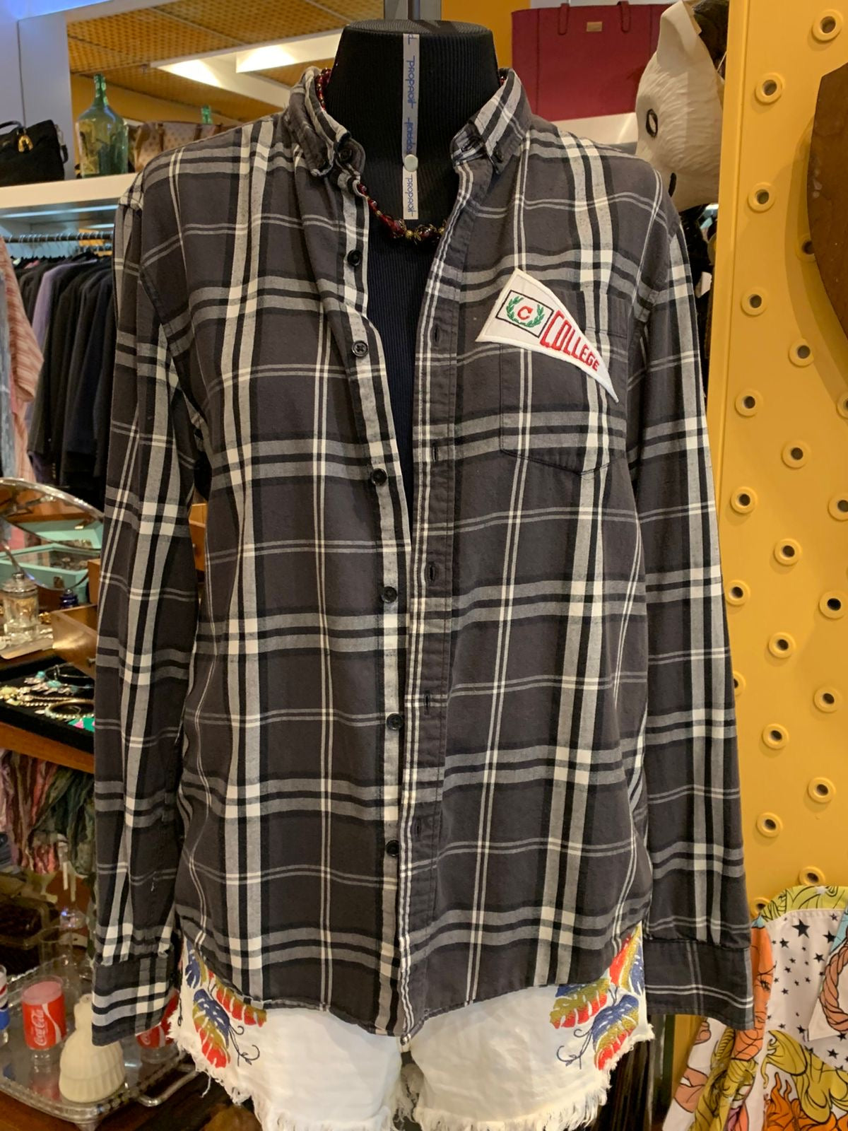 Camisa xadrez preta