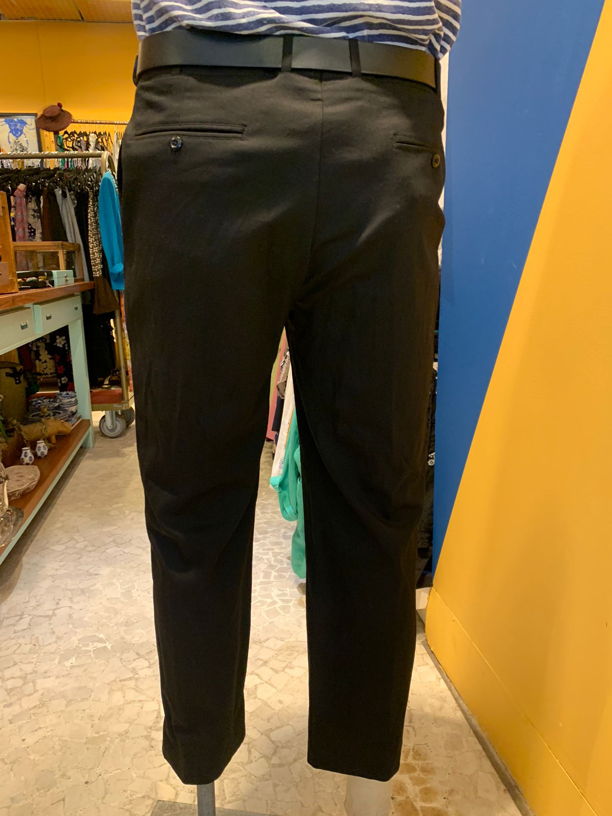 Calça de lã alfaiataria preta