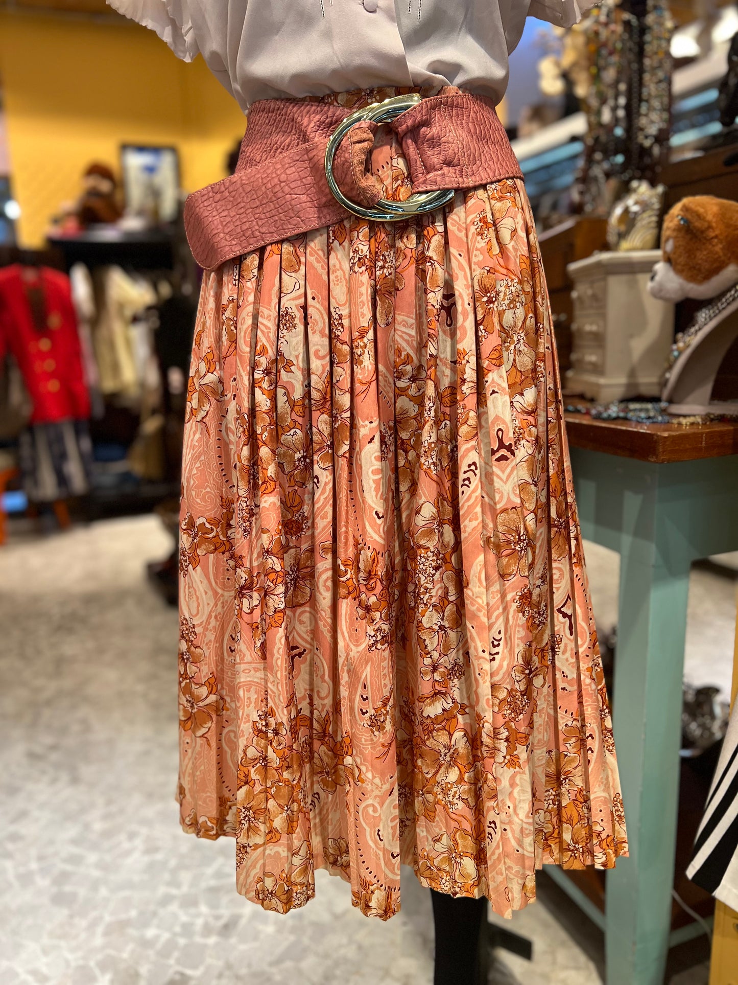 Saia vintage mide plissada floral