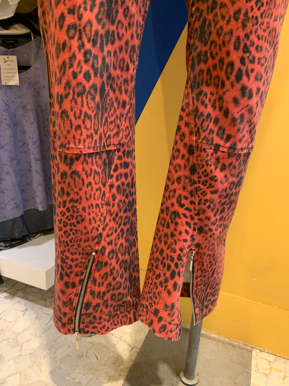 Conjunto onça laranja