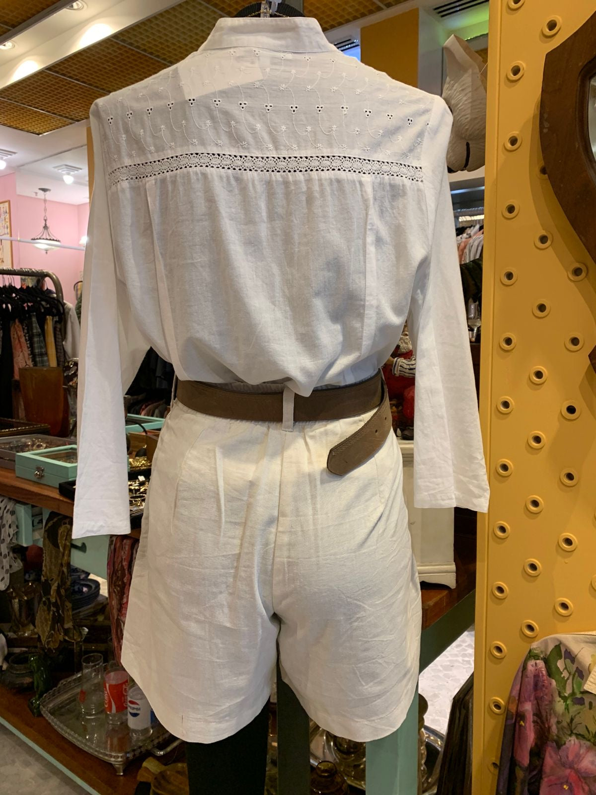 Camisa branca de algodão básica