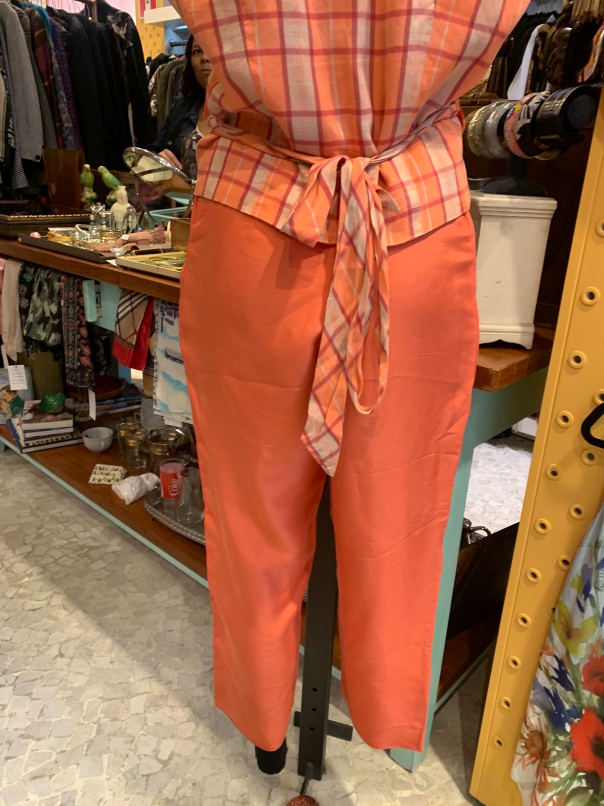 Conjunto de seda coral