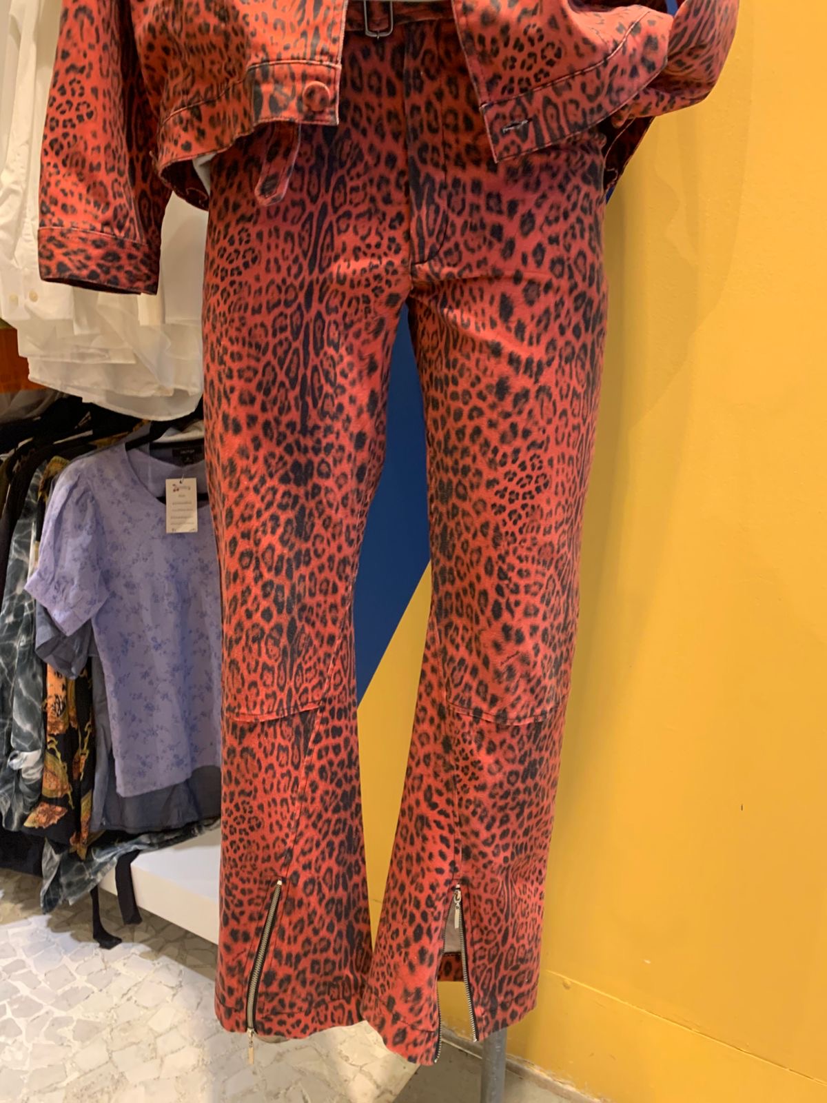 Conjunto onça laranja