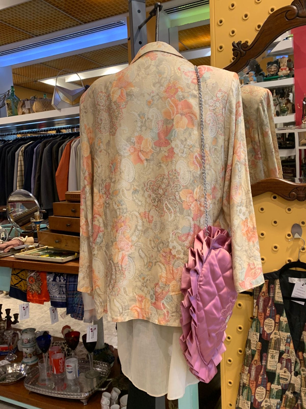Casaco vintage florido