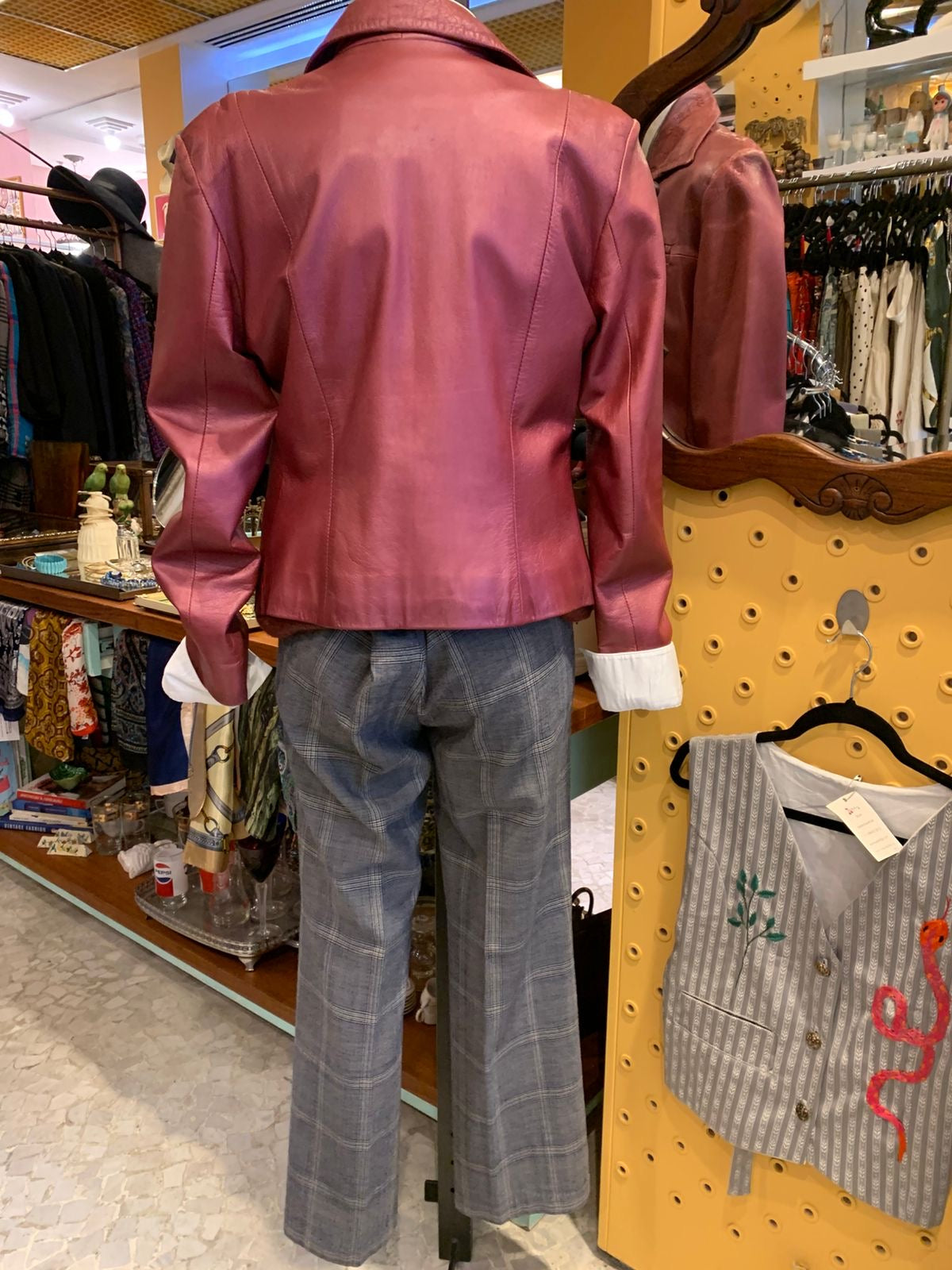 Calça xadrez cinza