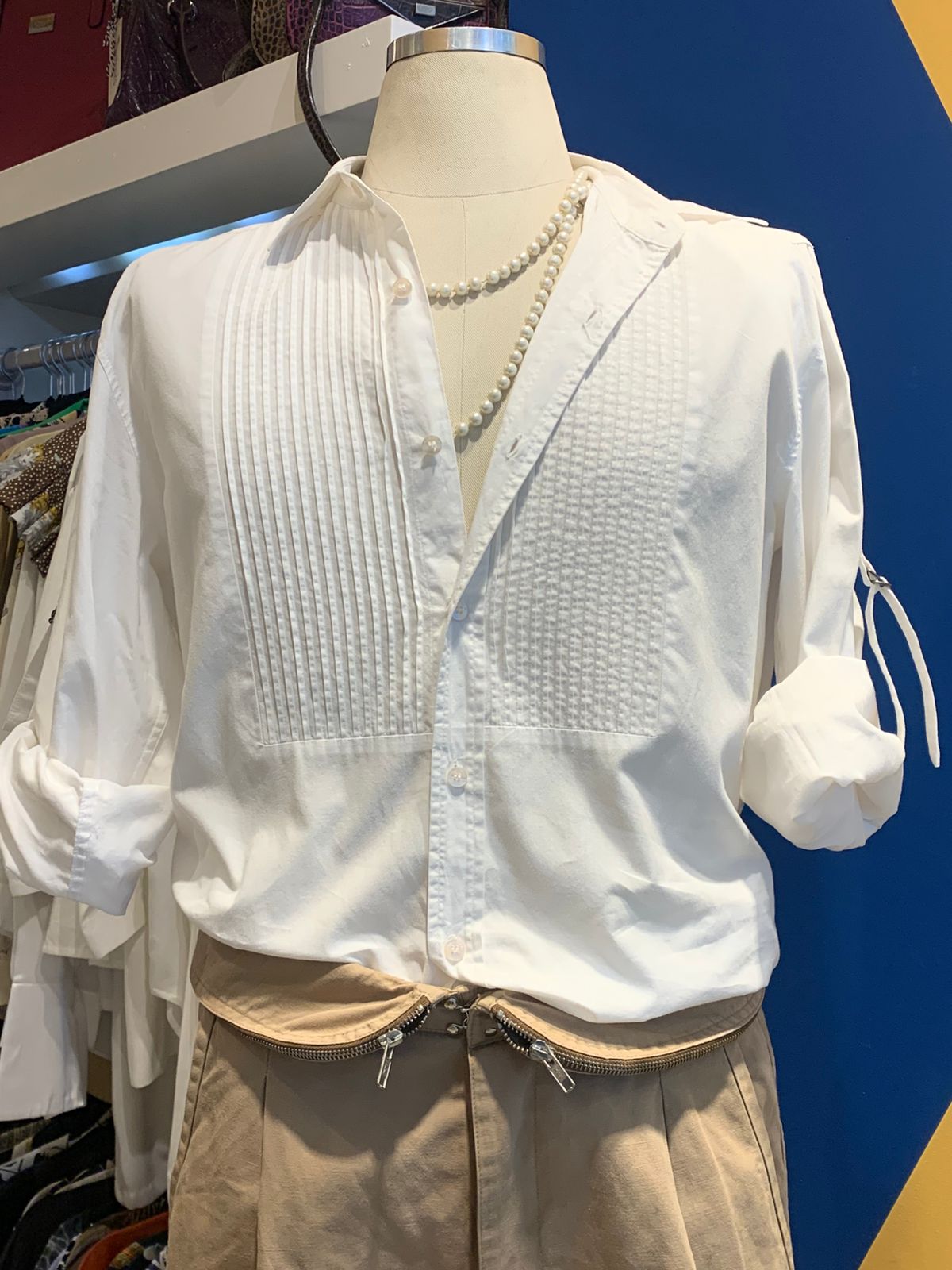 Camisa branca com textura