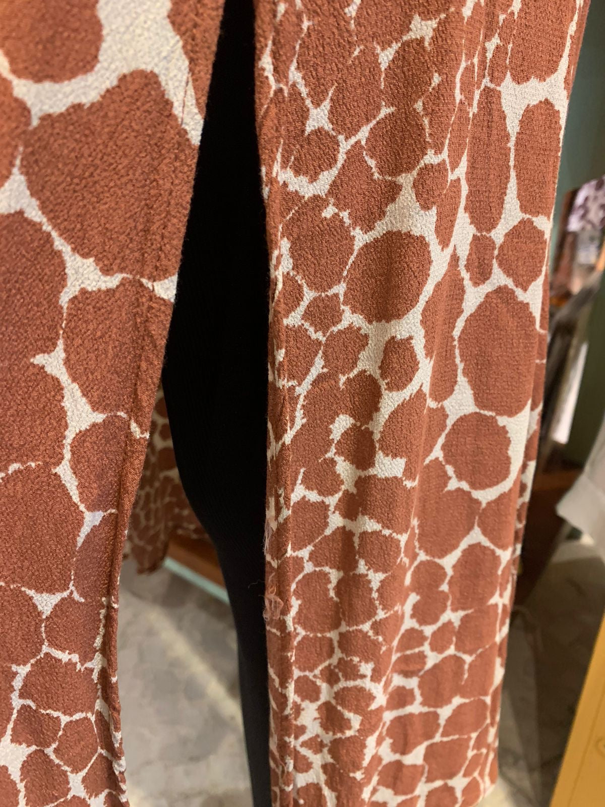 Vestido animal print girafa
