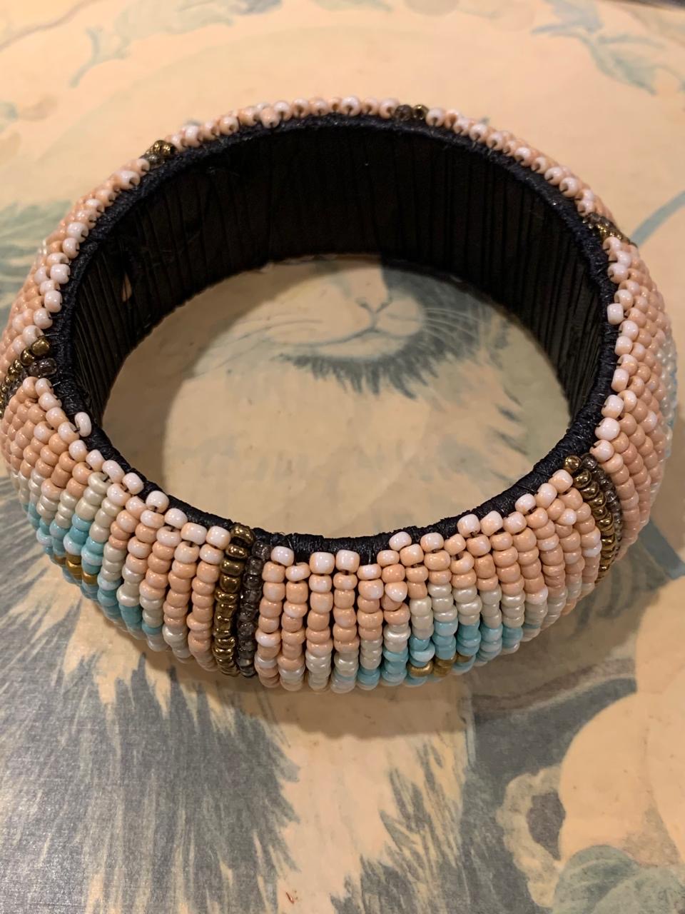 Pulseira em trama salmão com azul