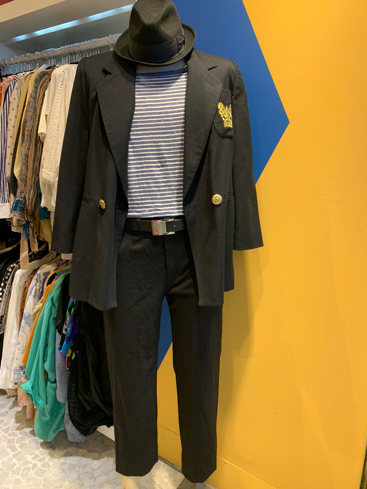 Calça de lã alfaiataria preta