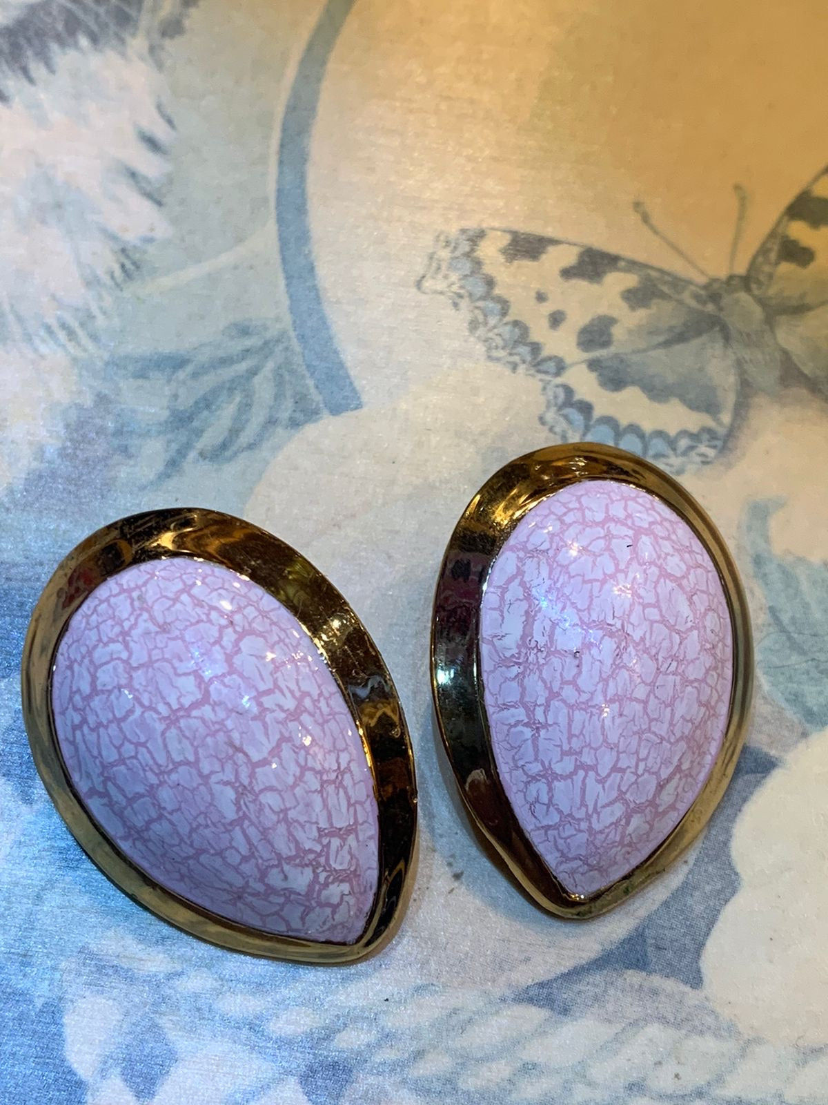 Brinco de pressão gota rosa