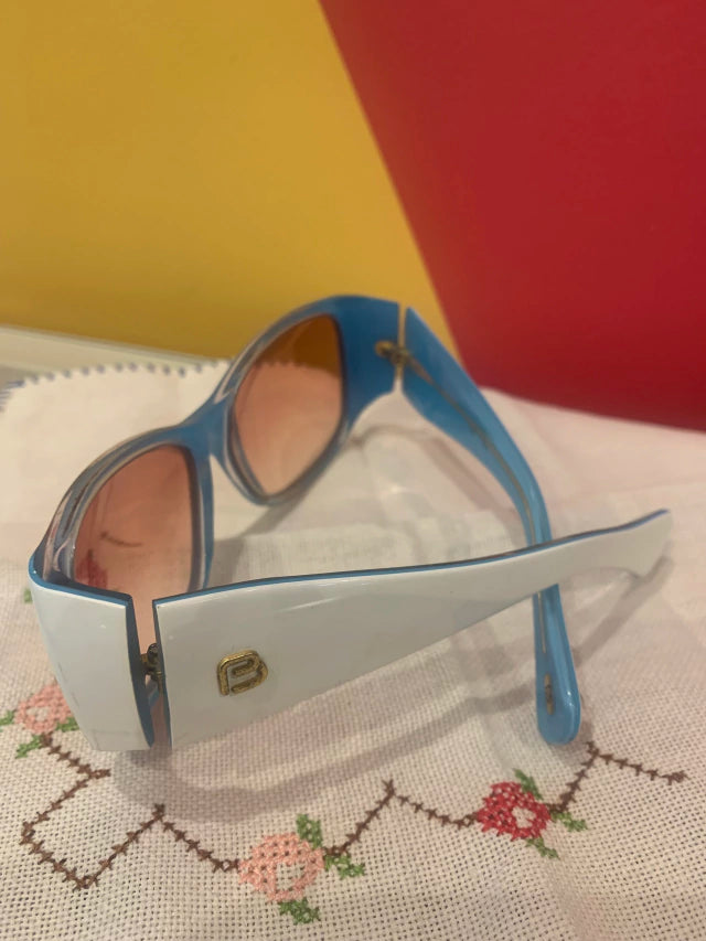 Óculos vintage azul com branco design italiano