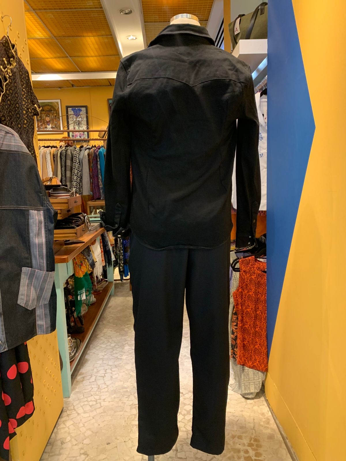 Jaqueta preta Calvin Klein