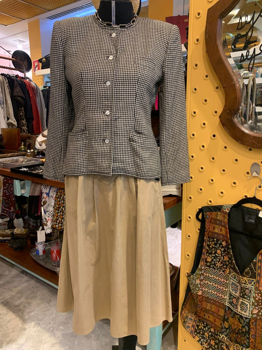 Casaco tweed preto e branco