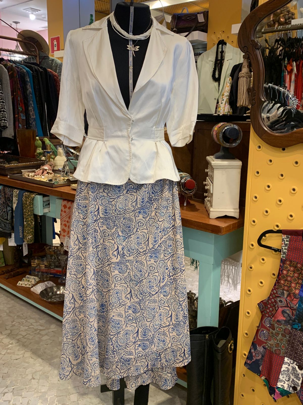 Blusa delicada decote em V