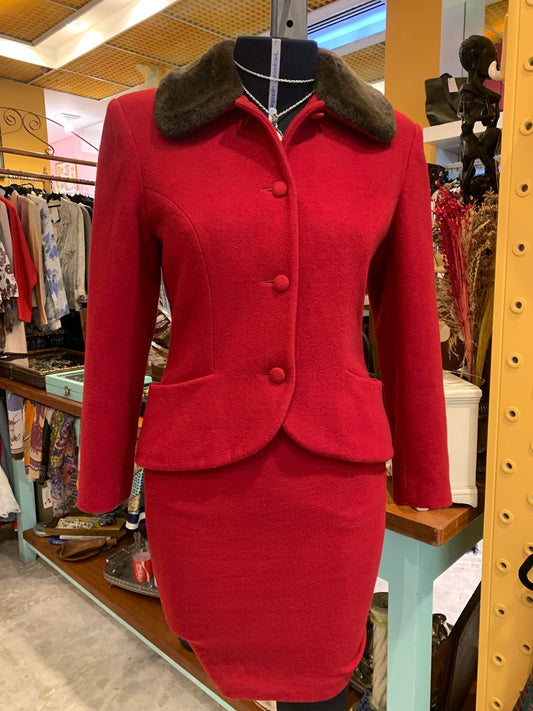 Conjunto Cacharrel Vermelho