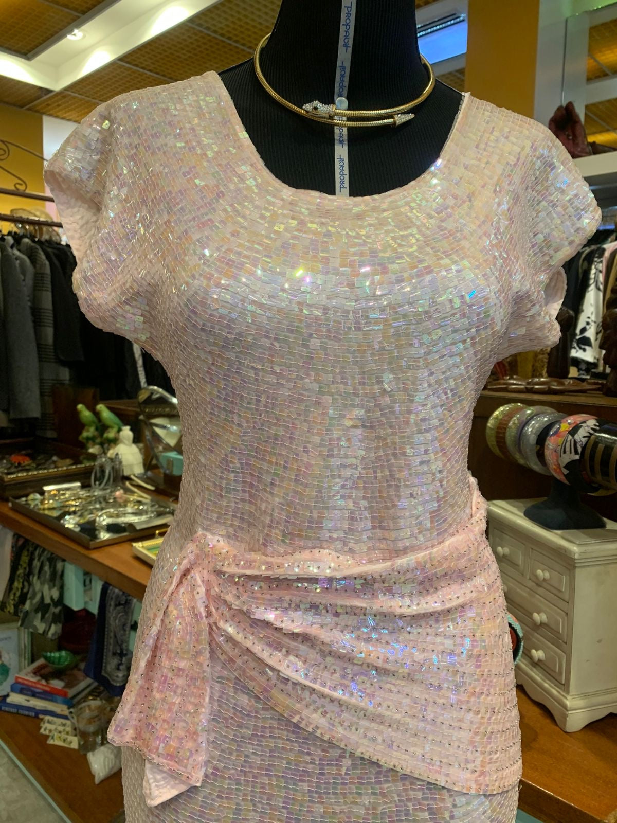 Vestido de paetê feito a mão