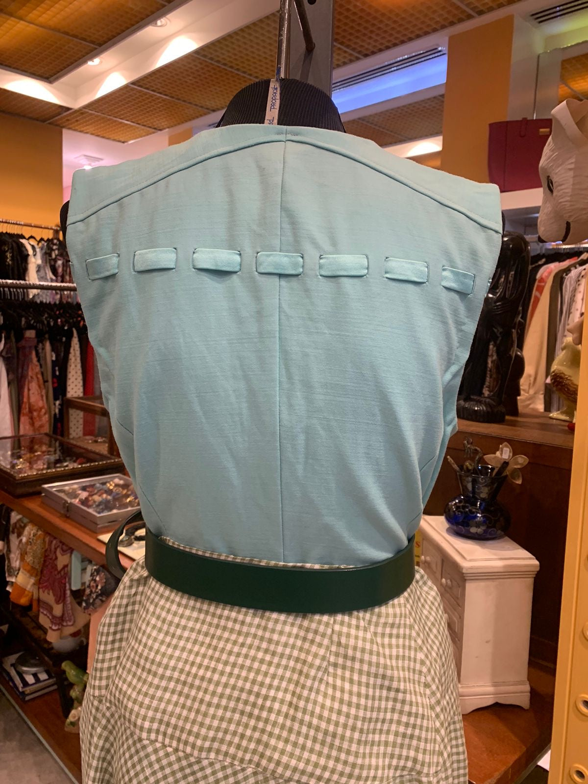Blusa azul turquesa de botões