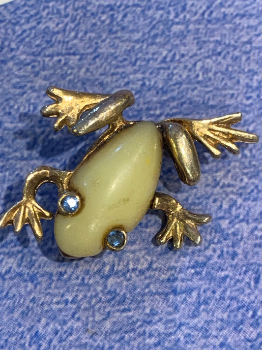 Broche sapinho