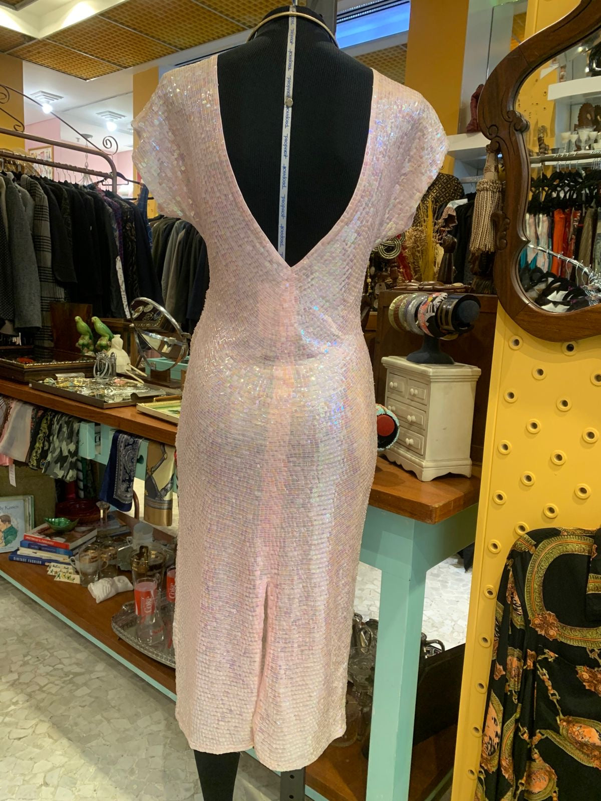 Vestido de paetê feito a mão