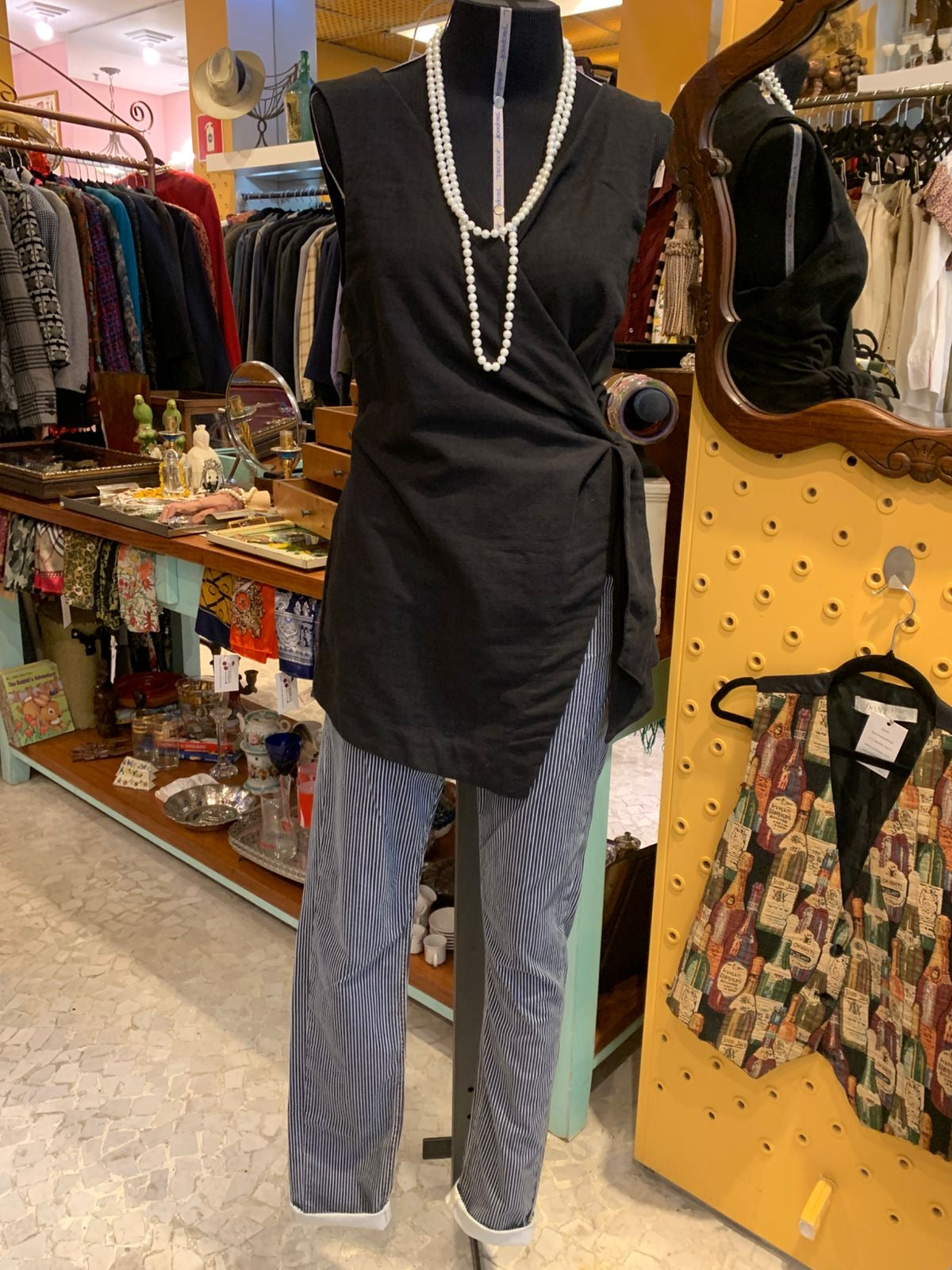 Blusa transpassada preta