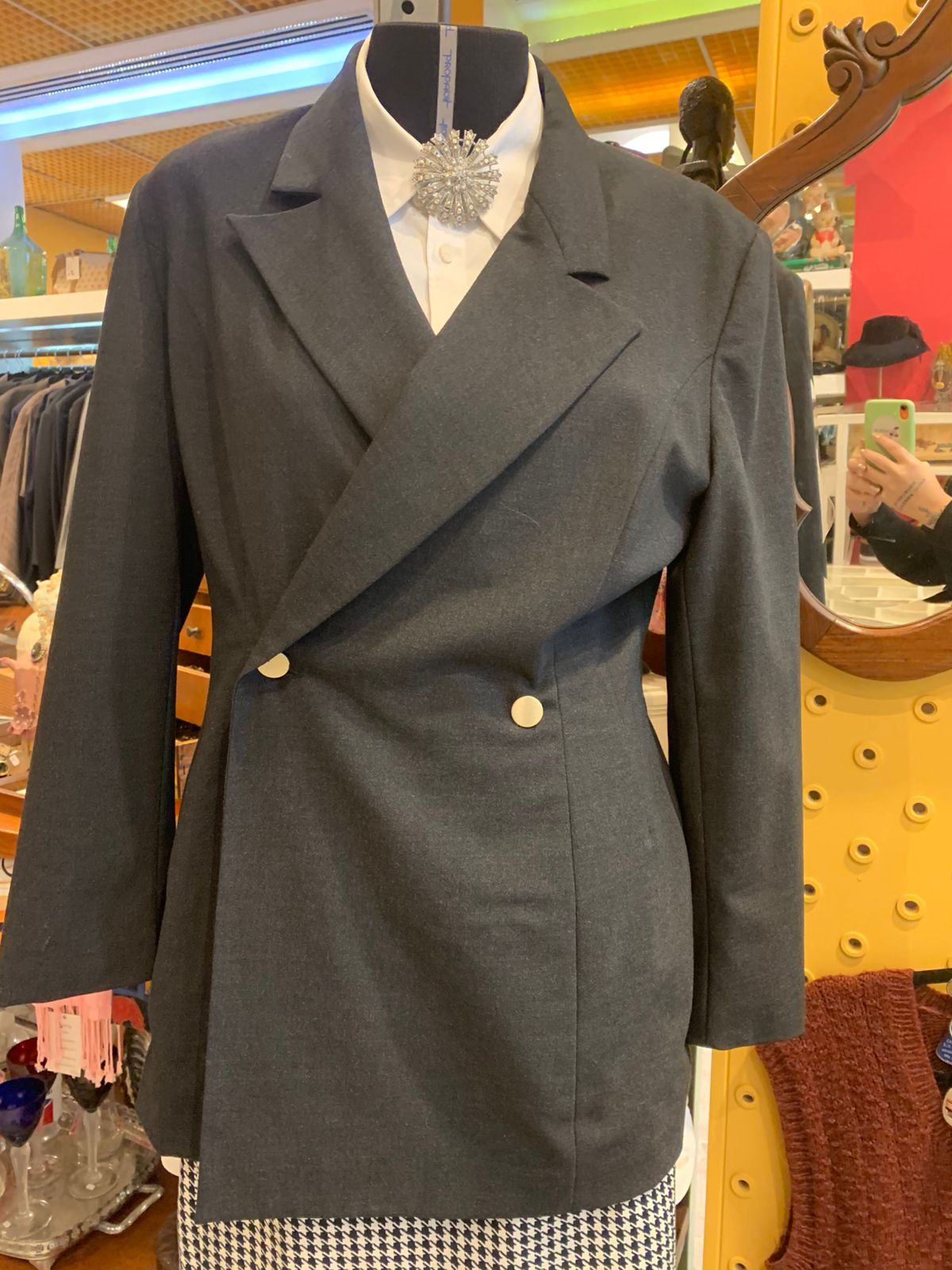Blazer Preto botões dourados
