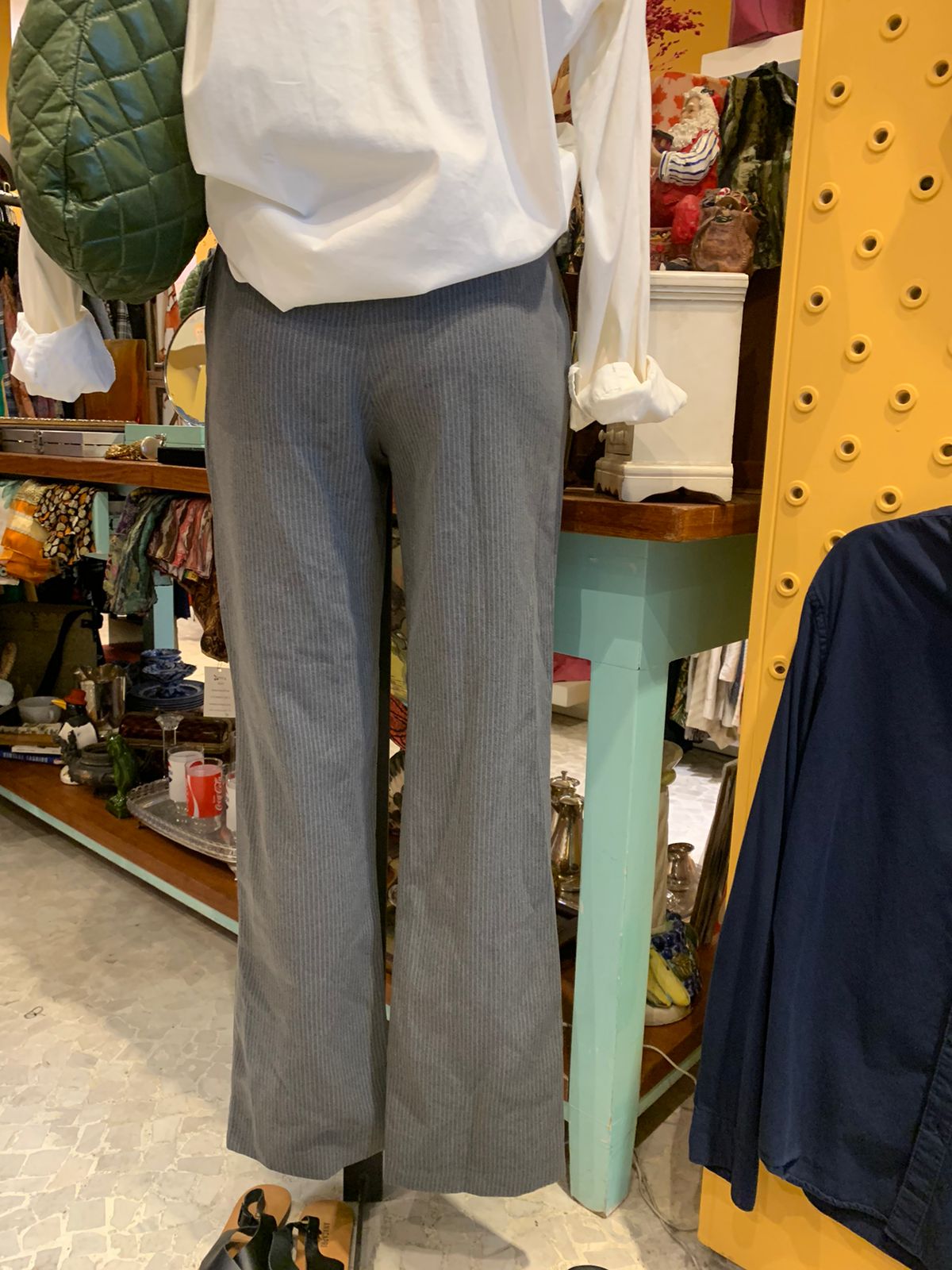 Calça cinza alfaiataria