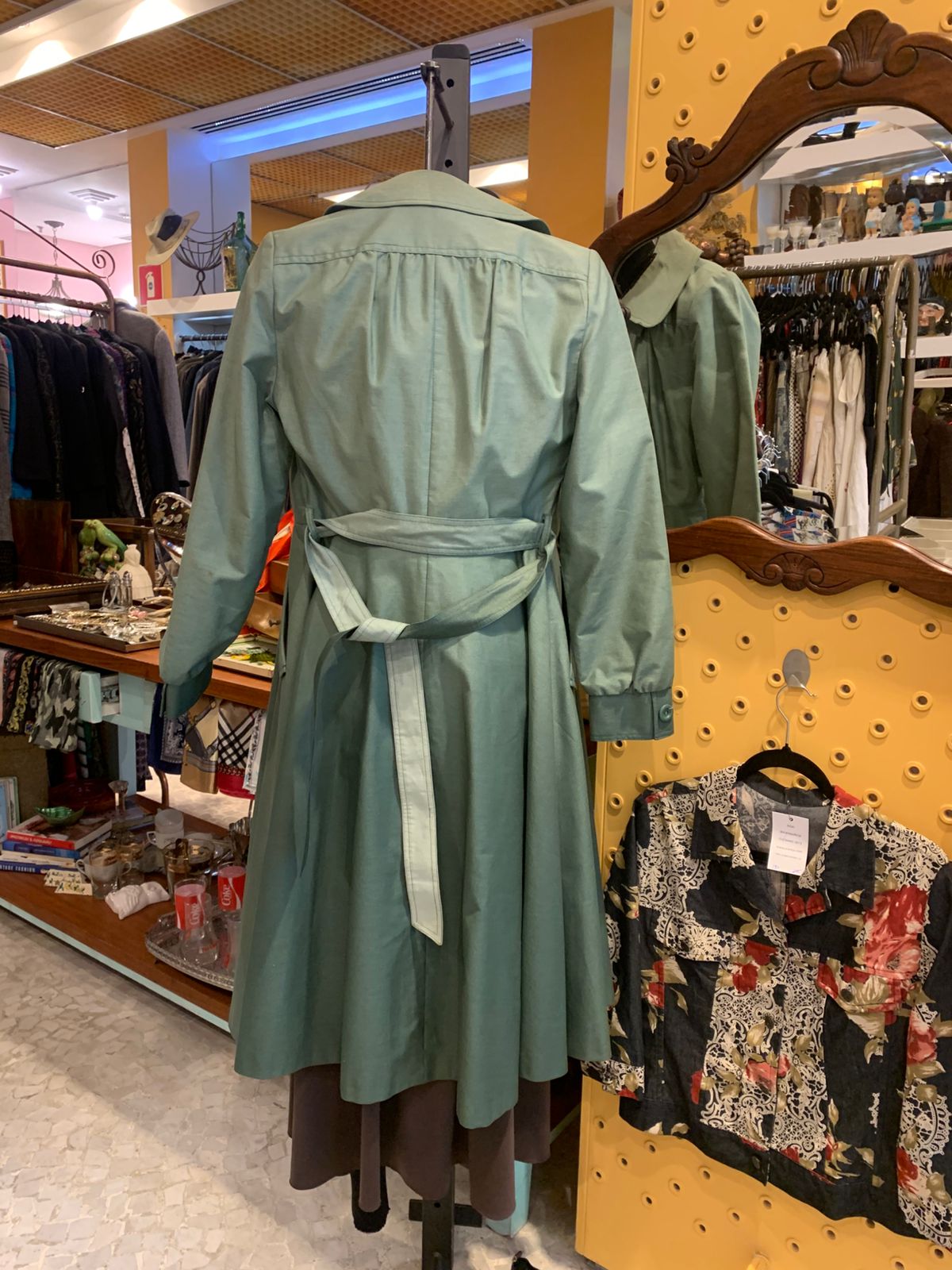 Trench verde anos 70