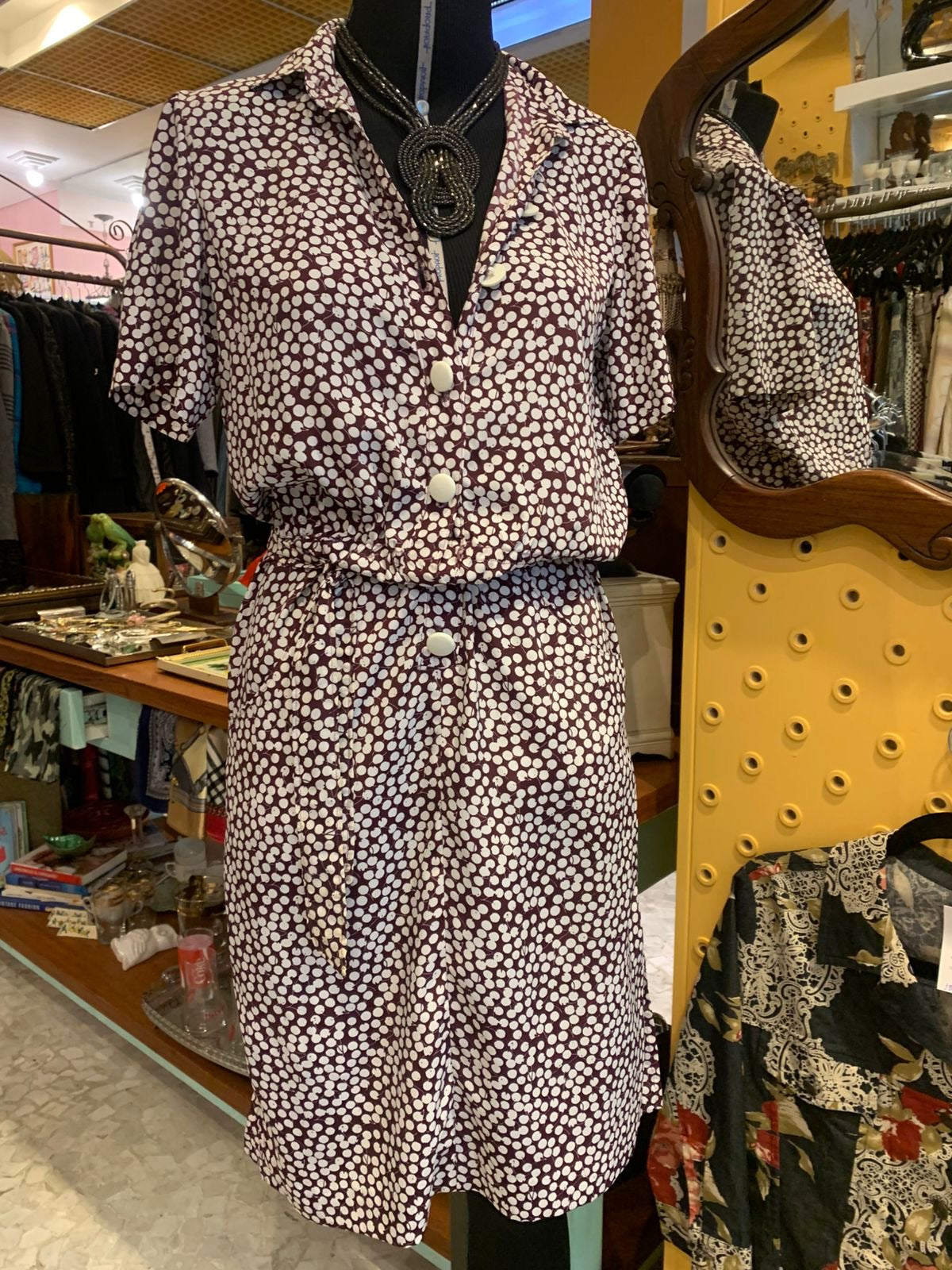 Vestido vintage marrom