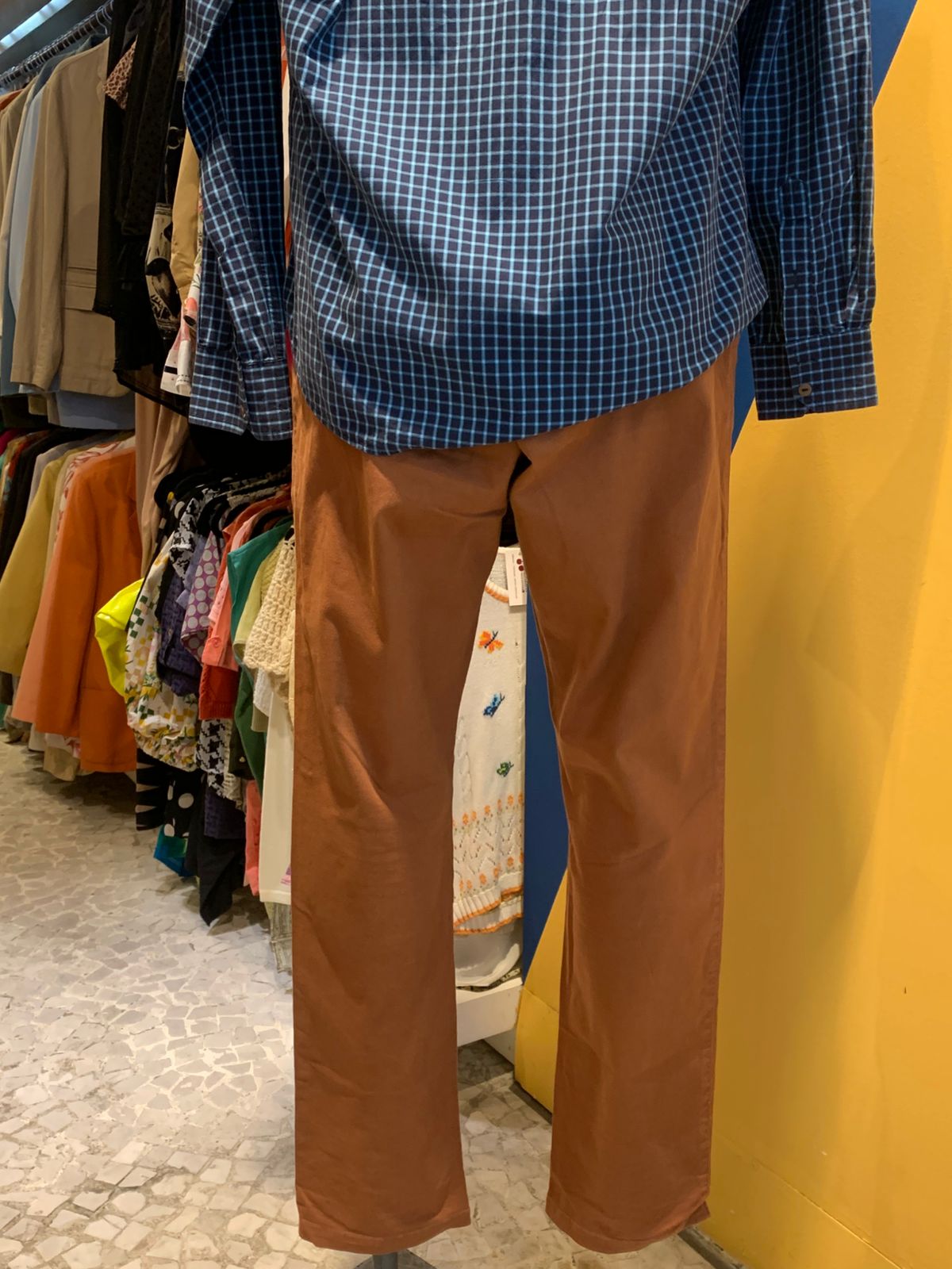 Calça terracota masculina