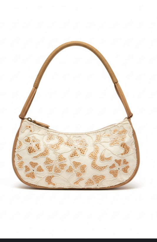 Bolsa branca com detalhes em bege