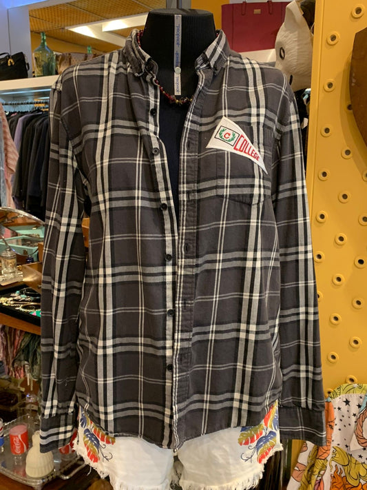 Camisa xadrez preta