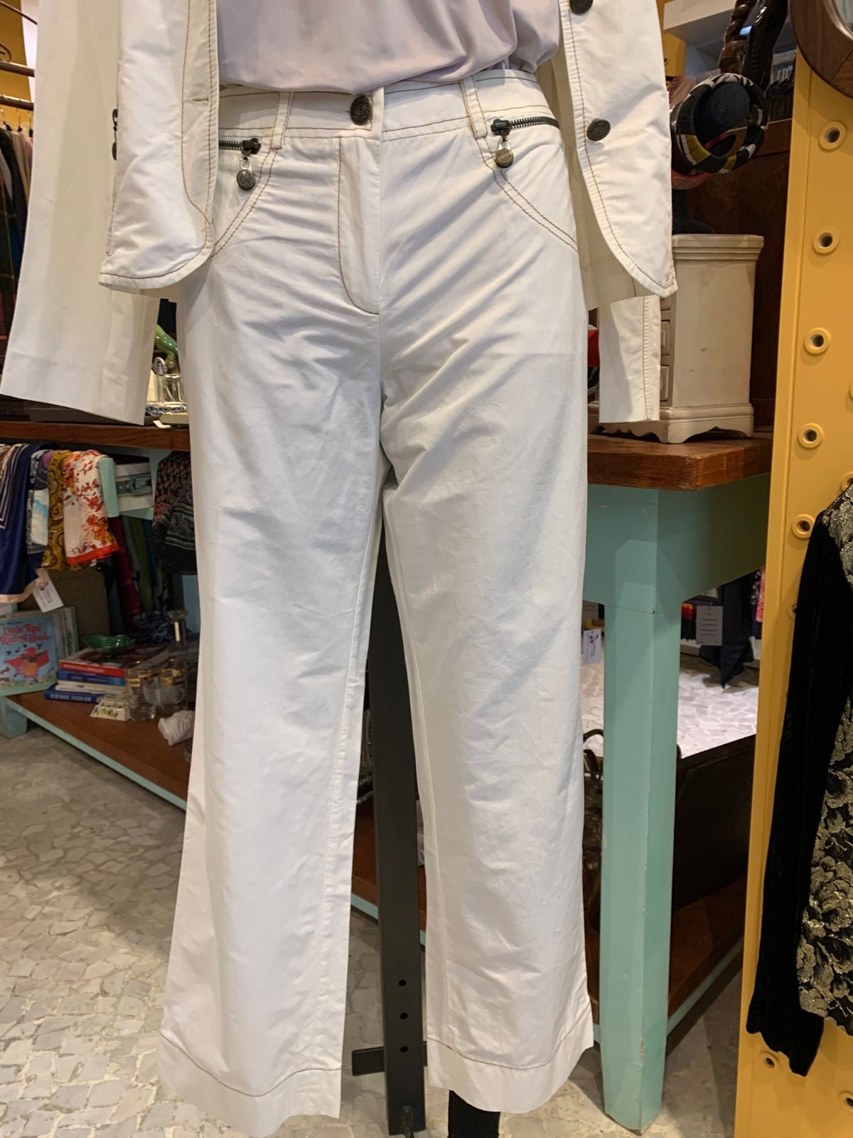 Conjunto alcaçuz branco