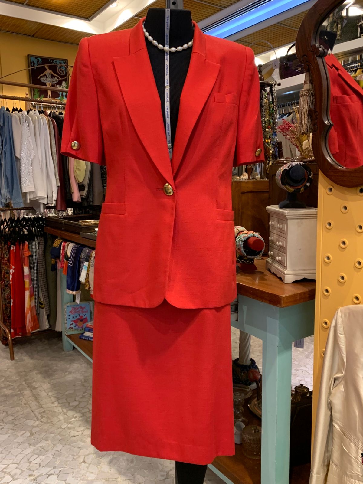 Conjunto vermelho