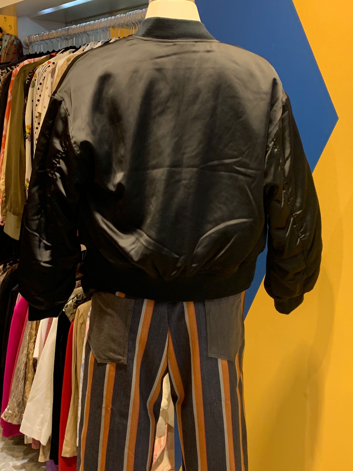 Jaqueta Levis preta