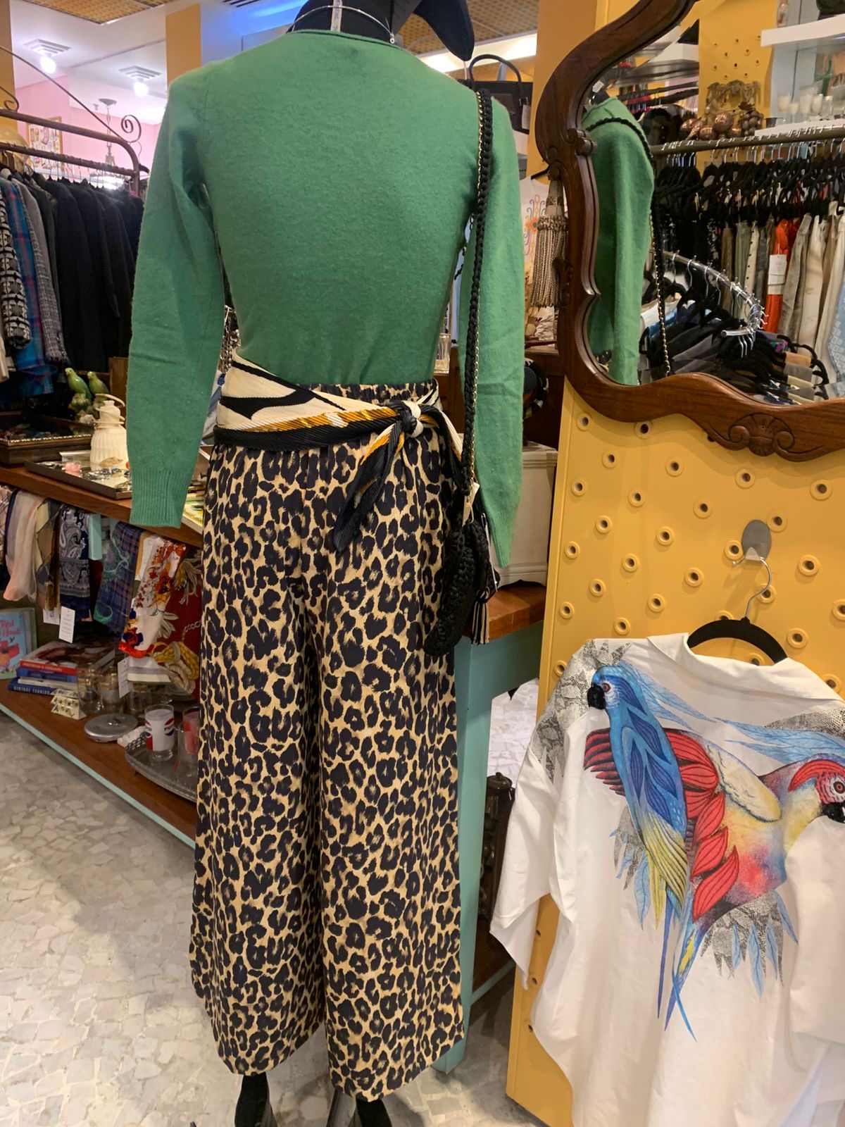 Calça de onça