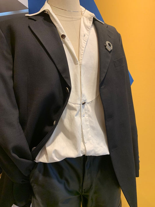 Camisa bege estilizada