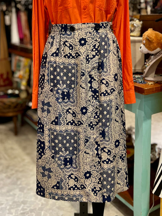 Saia mide azul estampada