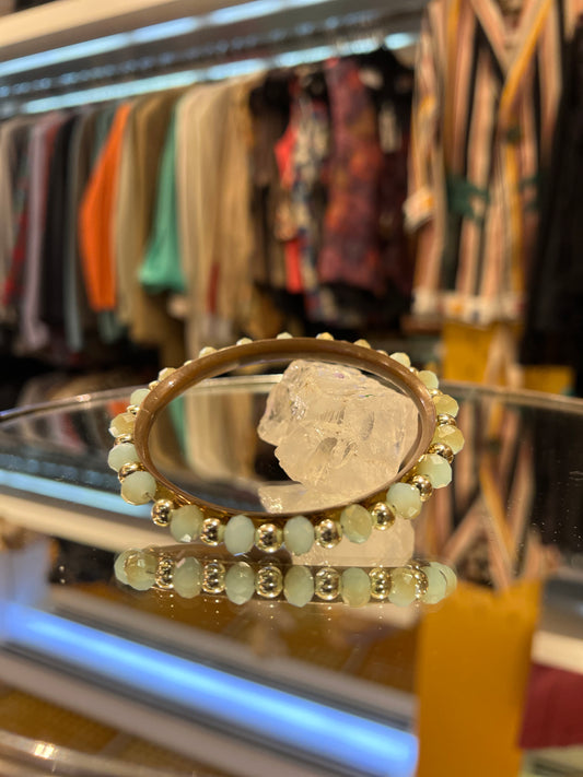 Pulseira com pedras turquesa
