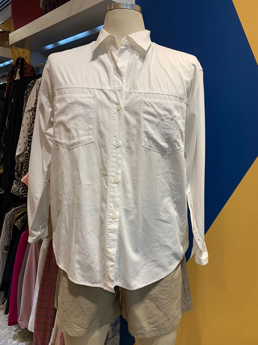 Camisa branca de algodão