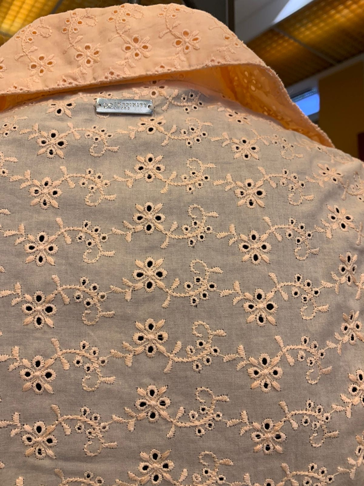 Blusinha de amarração laranja
