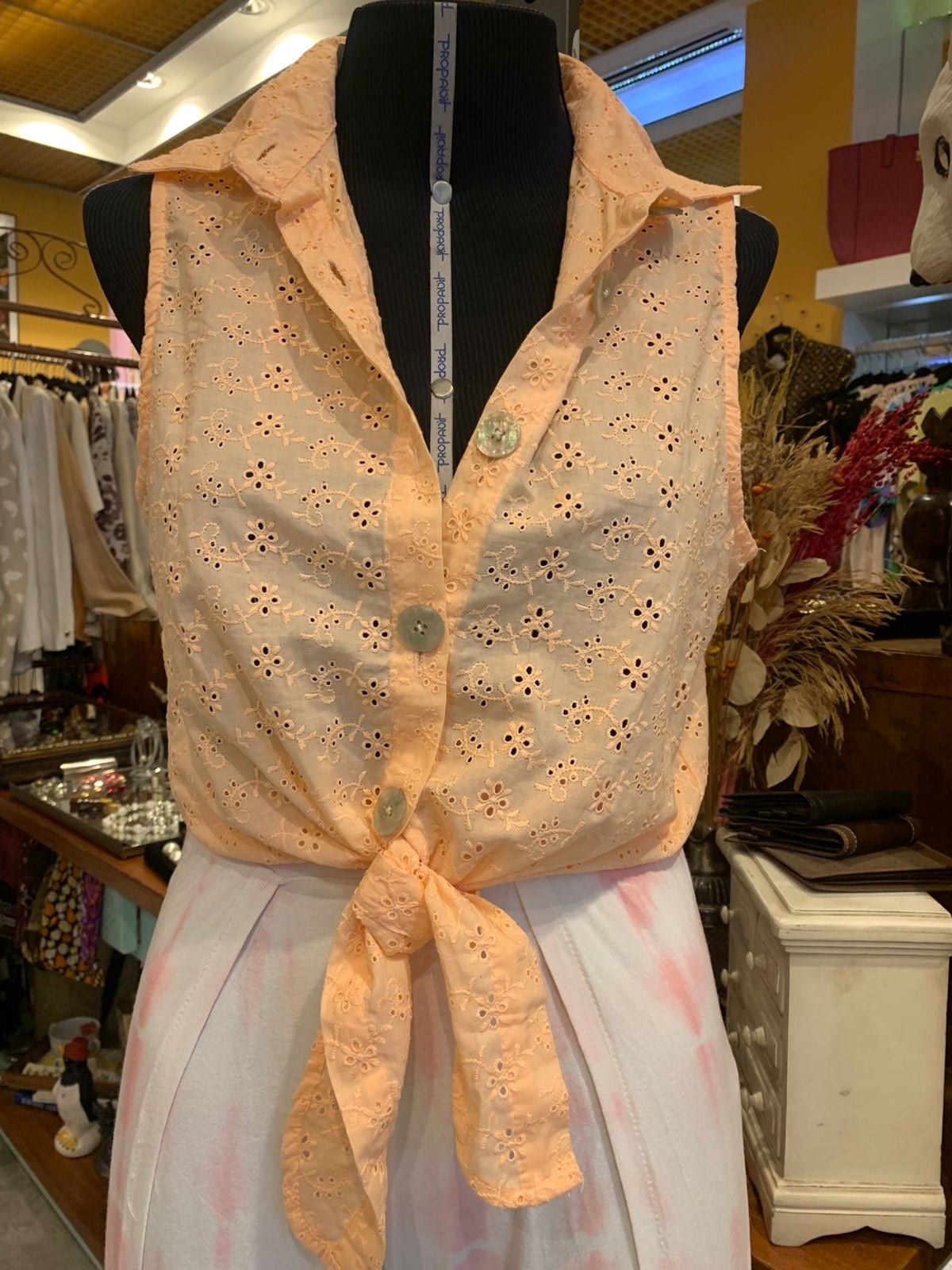 Blusinha de amarração laranja