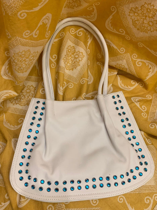 Bolsa branca com strass azul