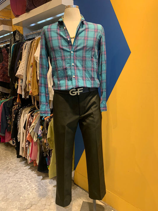Camisa xadrez azul e roxa