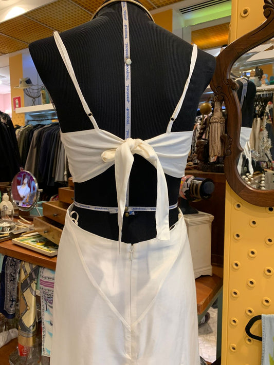 Vestido branco delicado