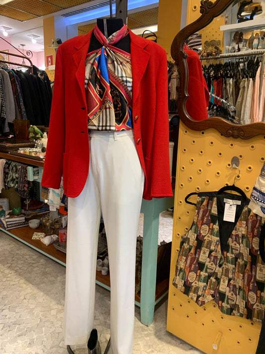Casaco de crepe vermelho
