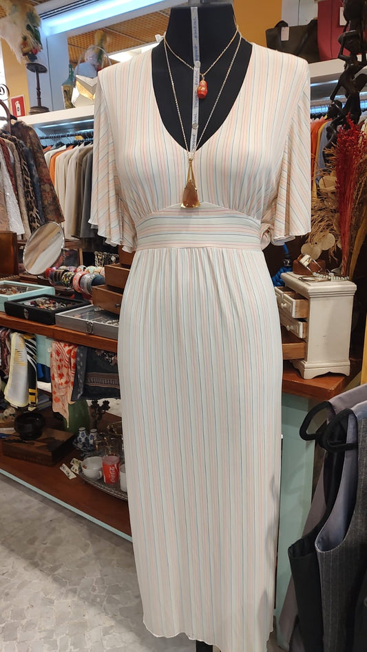 Vestido delicado listradinho
